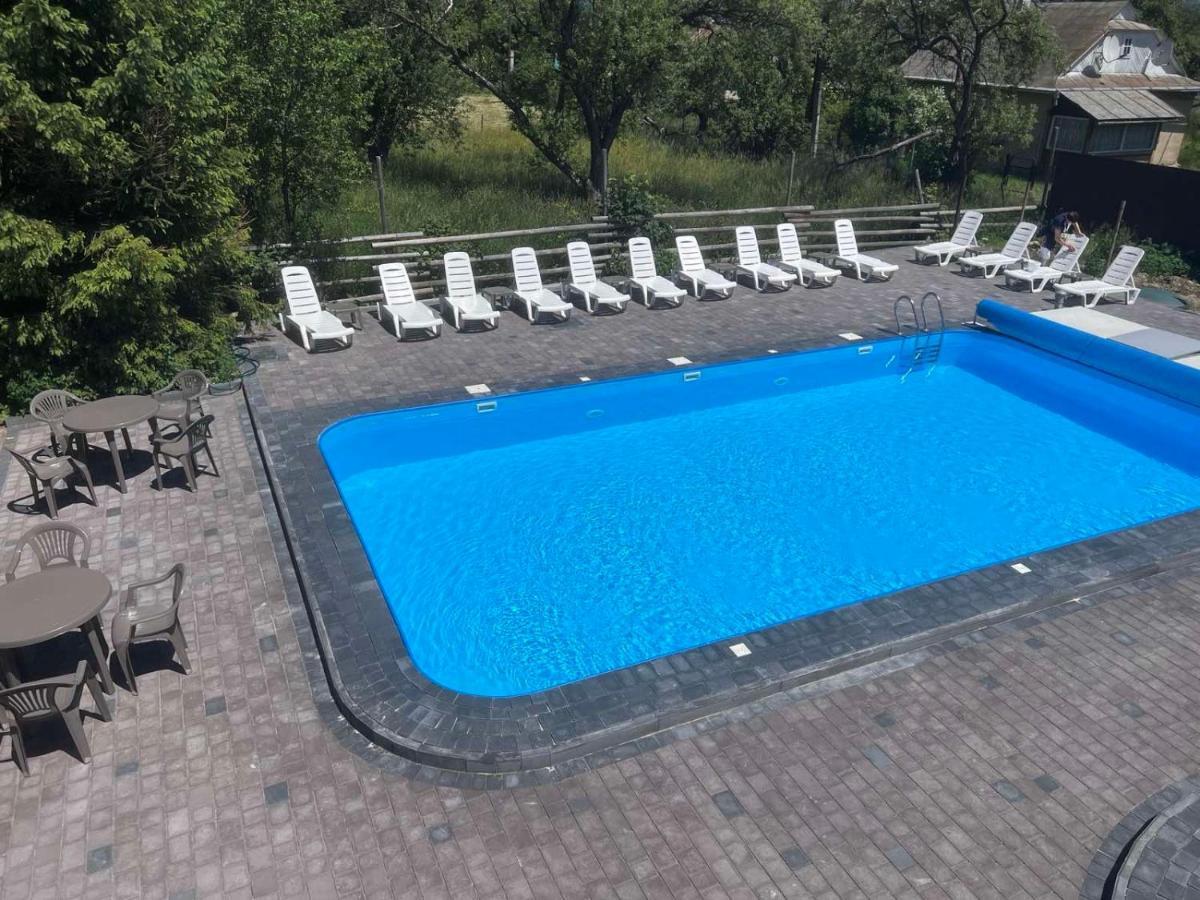 Sadyba Magnat Hotel Dilyatyn Esterno foto