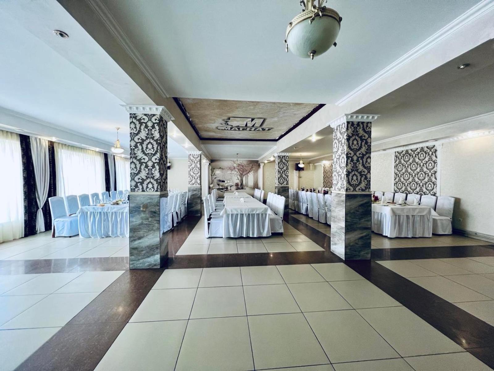 Sadyba Magnat Hotel Dilyatyn Esterno foto