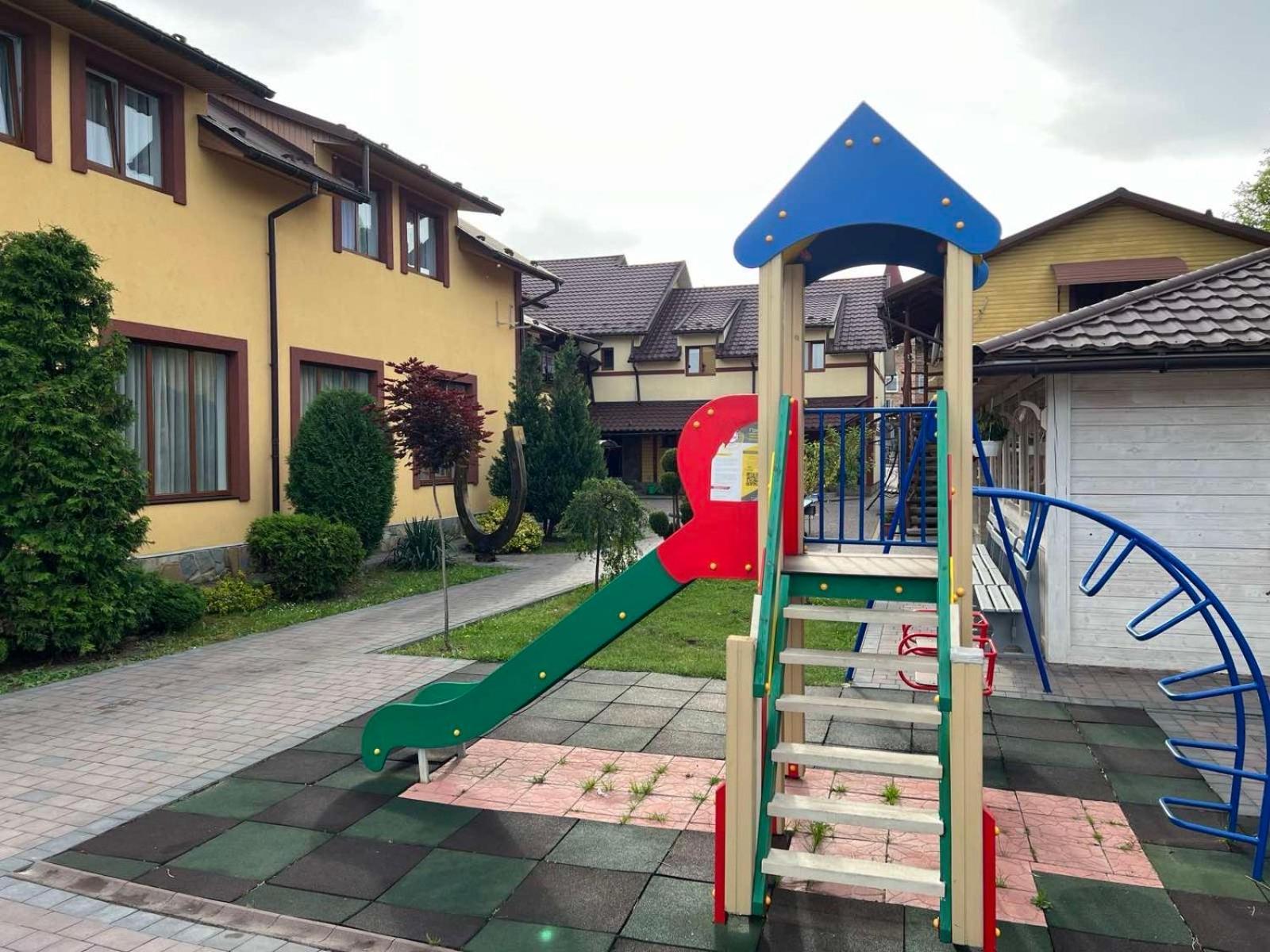 Sadyba Magnat Hotel Dilyatyn Esterno foto