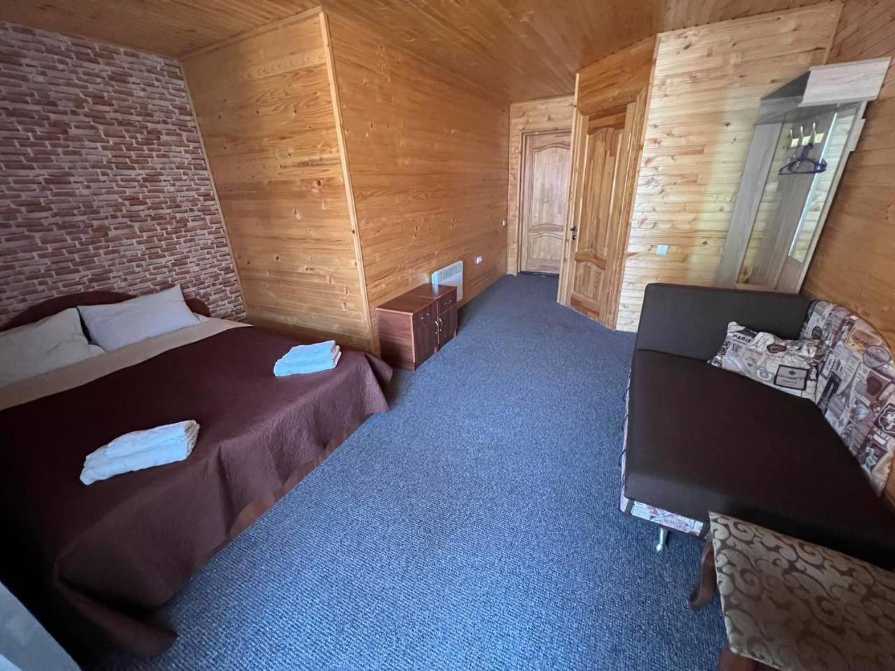 Sadyba Magnat Hotel Dilyatyn Esterno foto