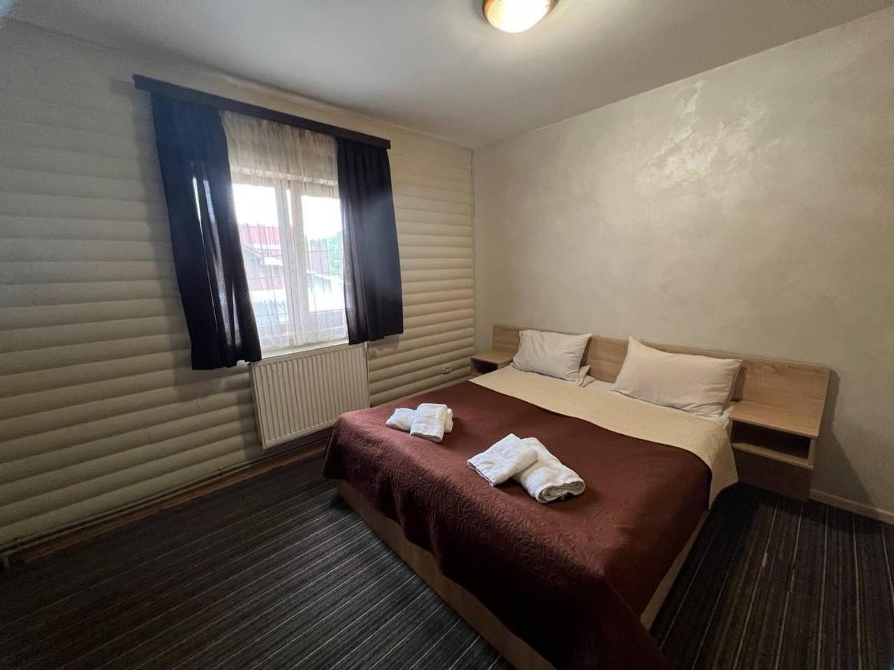 Sadyba Magnat Hotel Dilyatyn Esterno foto